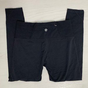 Tuff Athletics L black leggings